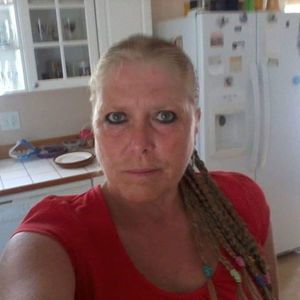 Meet your Posher, Catherine